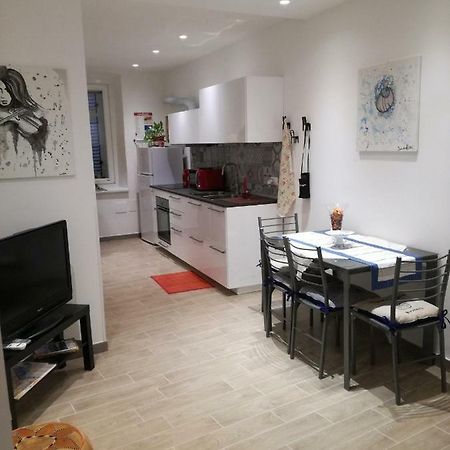 Casa Giuliana Apartment Триест Екстериор снимка
