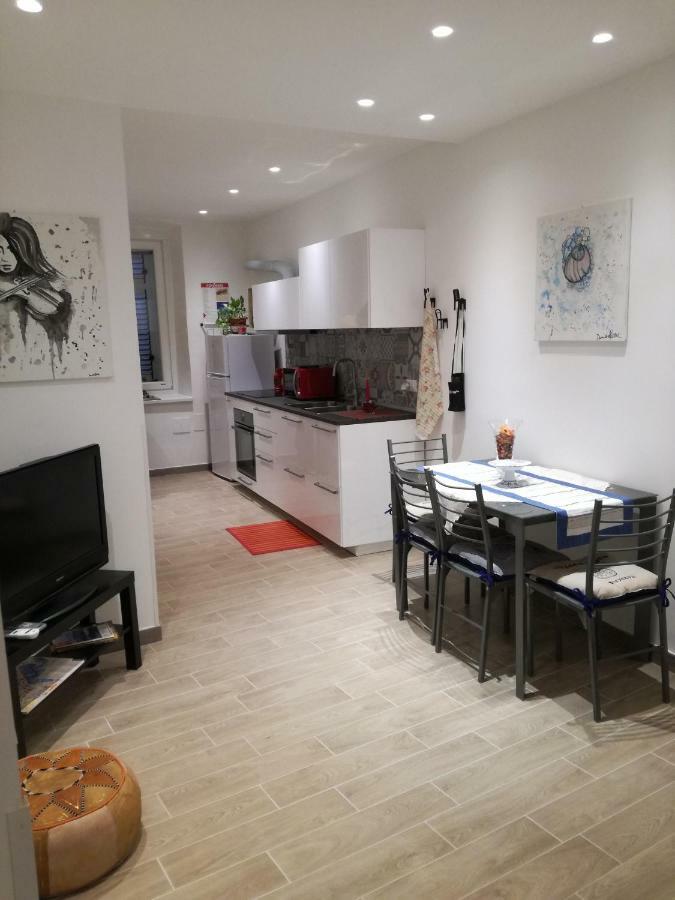 Casa Giuliana Apartment Триест Екстериор снимка